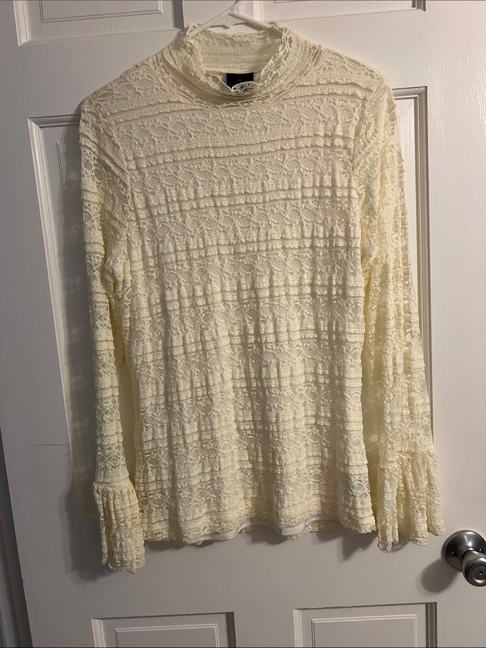 Worthington Cream Lace Mock-Neck Long Sleeve Top